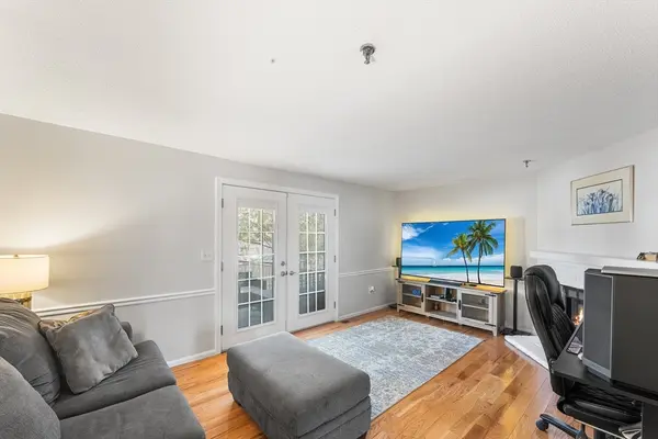 Dracut, MA 01826,25 Tobey Rd #57