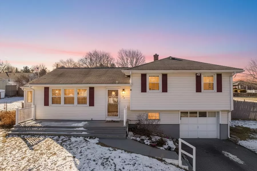 23 Mount Vernon Cir, Lawrence, MA 01843