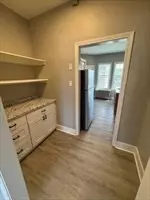 Norwood, MA 02062,852 Washington St #3