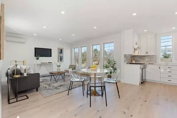 Somerville, MA 02145,658 Mystic Ave