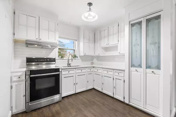 Billerica, MA 01821,42 Pinehurst Ave