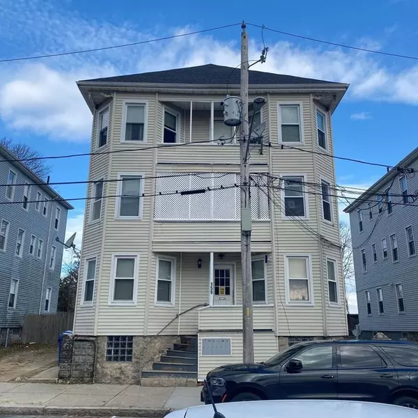 159 Frederick St #3E, New Bedford, MA 02744
