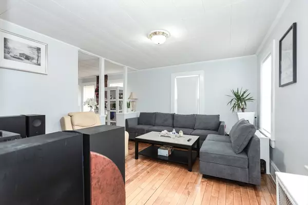 Holbrook, MA 02343,68 Spring St