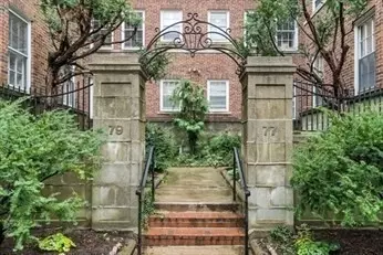 Cambridge, MA 02138,77 Martin St. #6