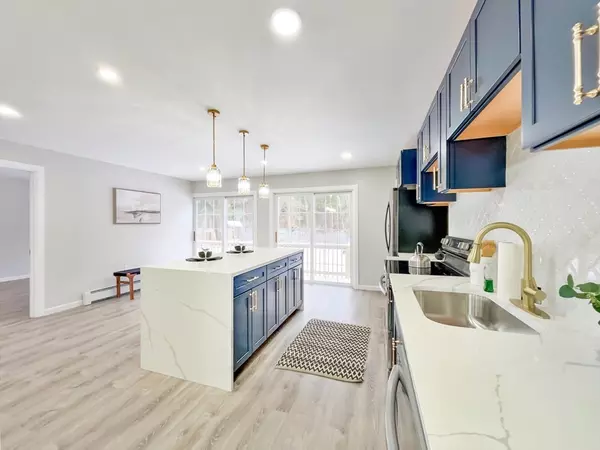 East Longmeadow, MA 01028,46 Holland Dr