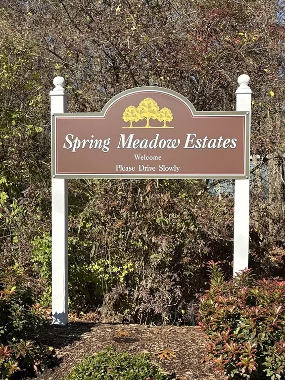 Douglas, MA 01516,18 Towle Ct