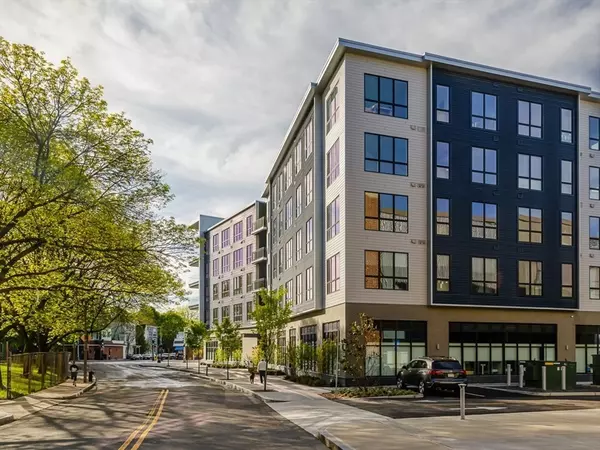 Boston, MA 02130,3531 Washington St #203