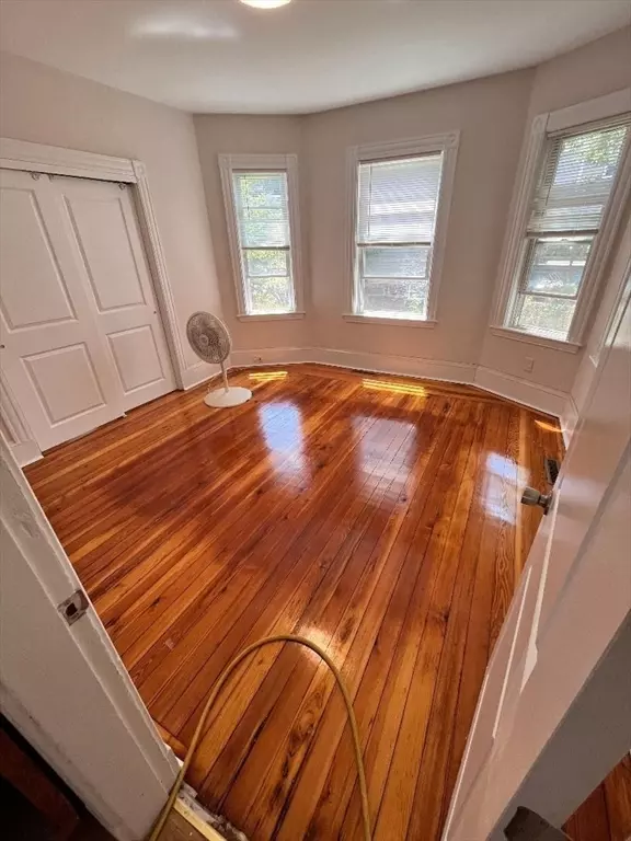 Quincy, MA 02169,52 Edison Park #1