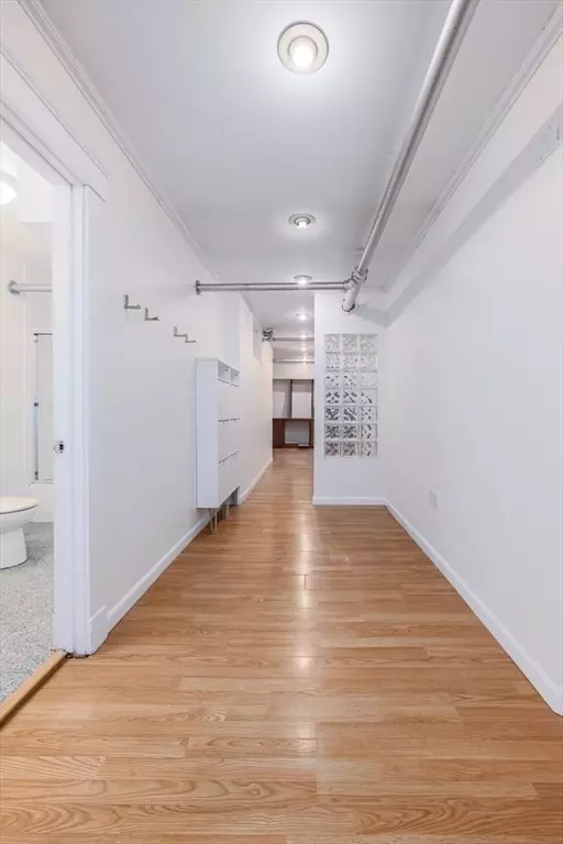 Cambridge, MA 02138,52 Garden St #B2