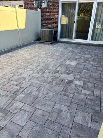 Framingham, MA 01701,2010 Windsor Dr #2010