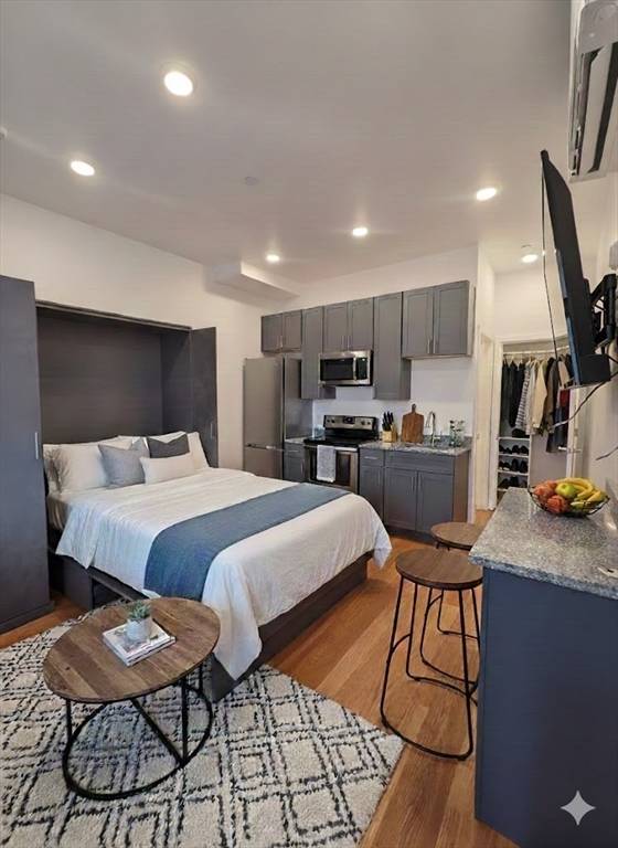 165 Hawthorne #303, Chelsea, MA 02150