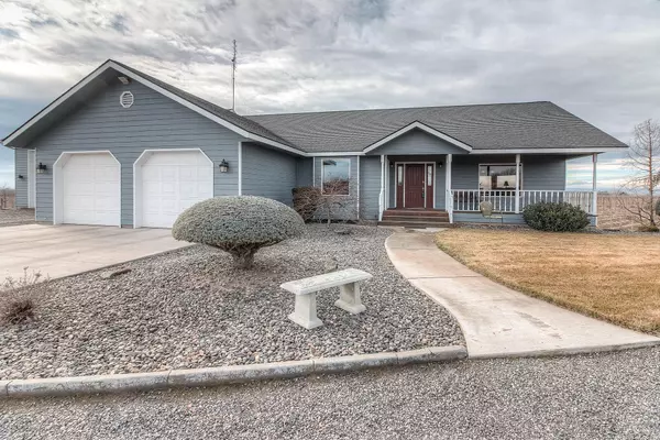 630 Belma Rd, Grandview, WA 98930