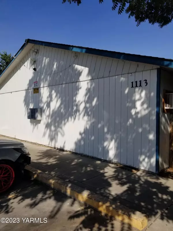 Yakima, WA 98902,1113 Cherry Ave