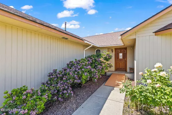 Yakima, WA 98901,5304 Channel Dr