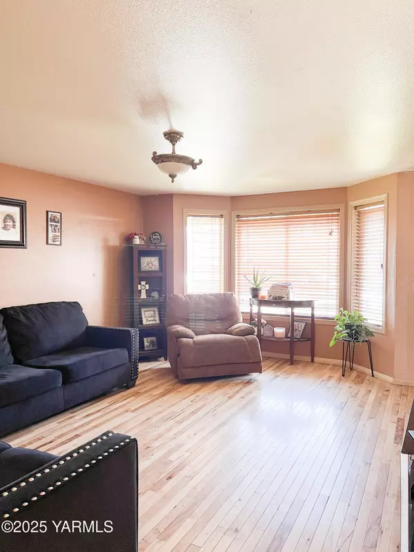 Sunnyside, WA 98944,1524 Bountiful Ave