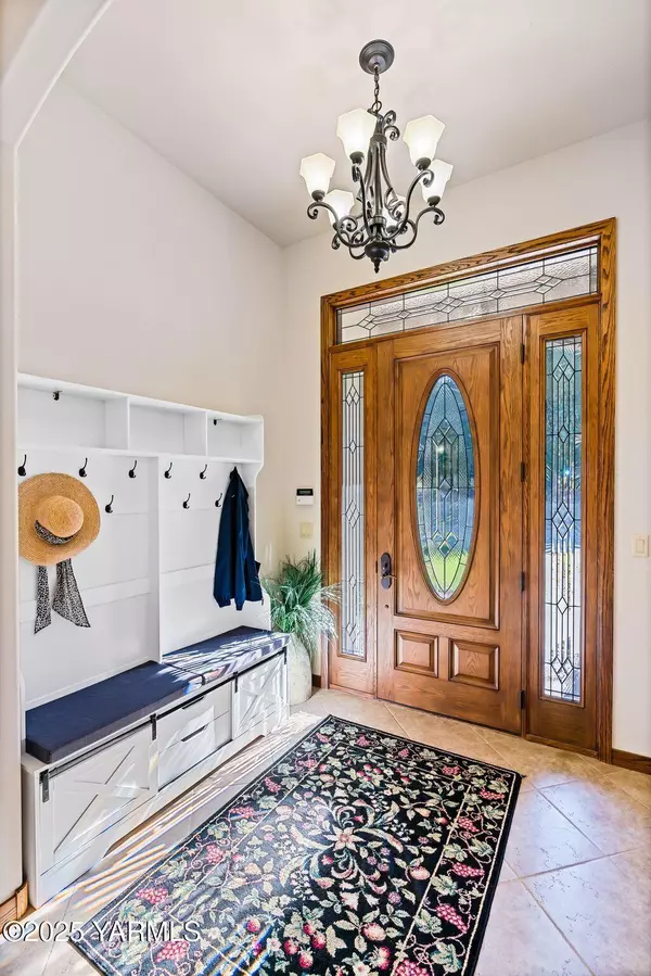 Yakima, WA 98901,5504 Norman Rd