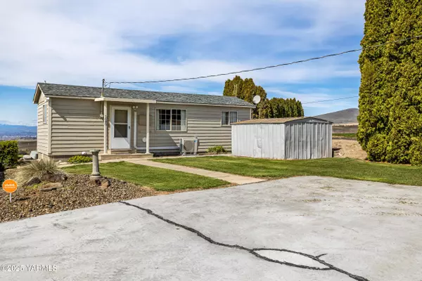 1680 St. Hilaire Rd, Yakima, WA 98901
