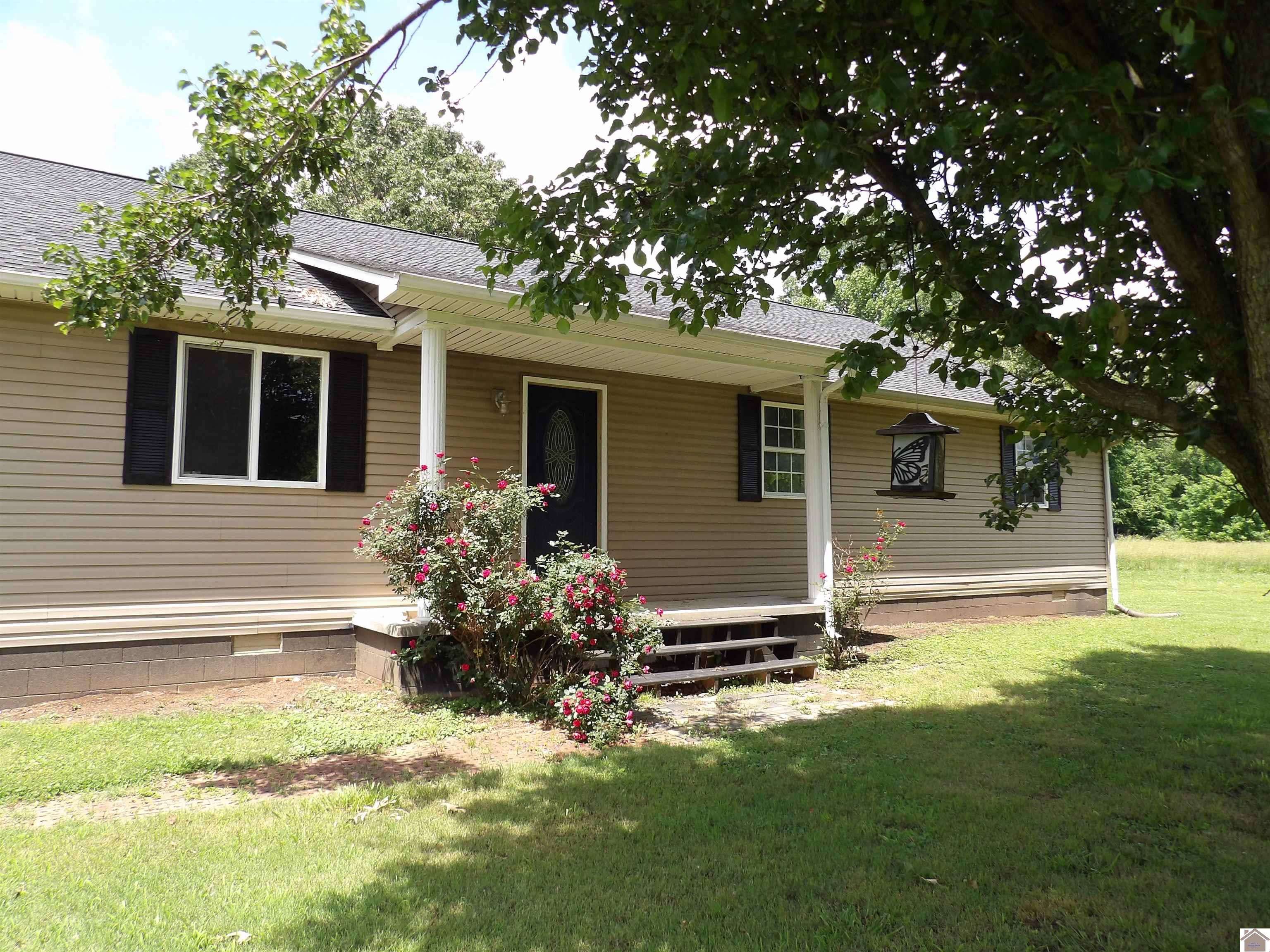 2888 Calvert City Rd, Calvert City, KY 42029