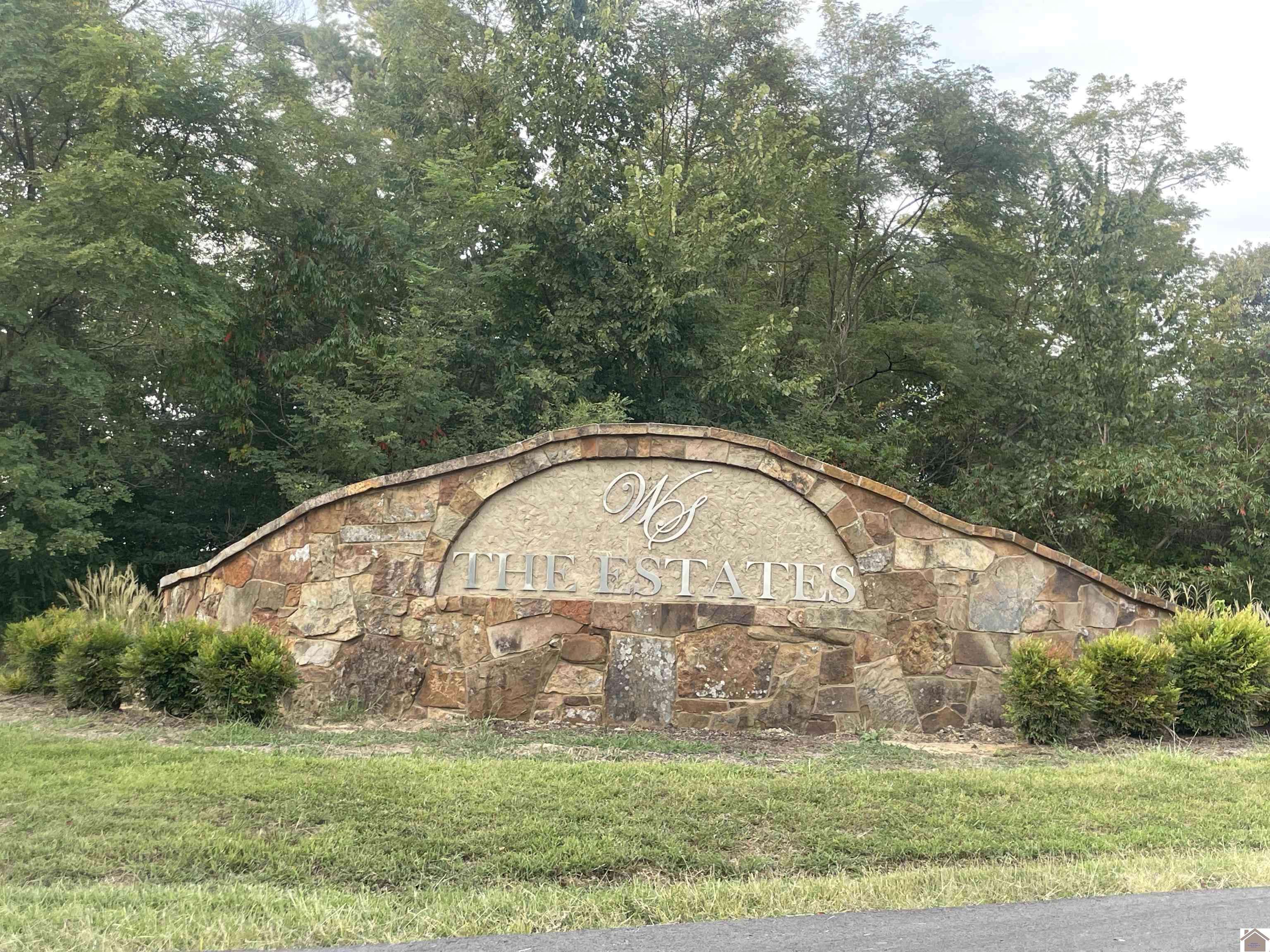 Old Hill Crest Drive, Murray, KY 42071
