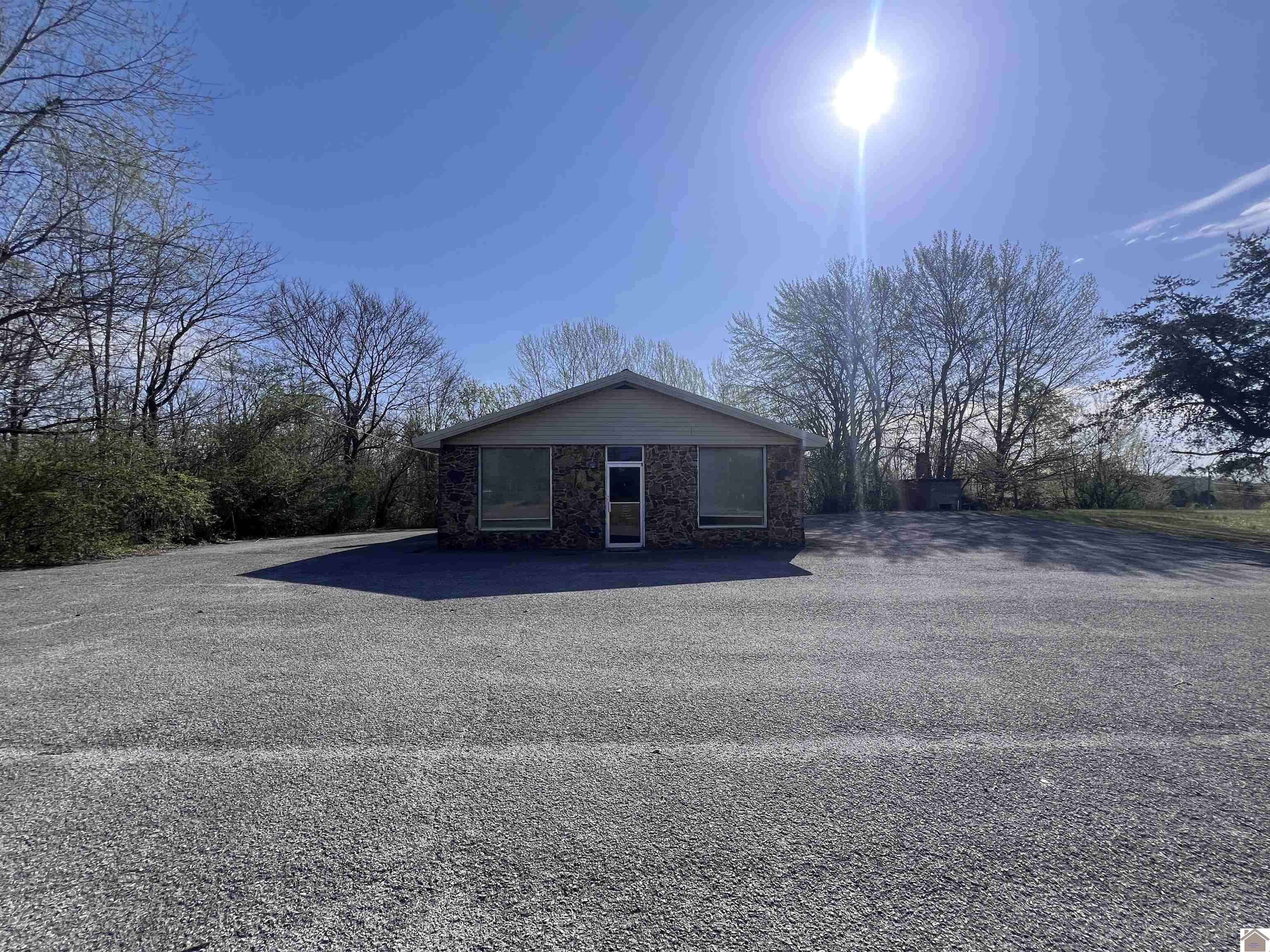 Dawson Springs, KY 42048