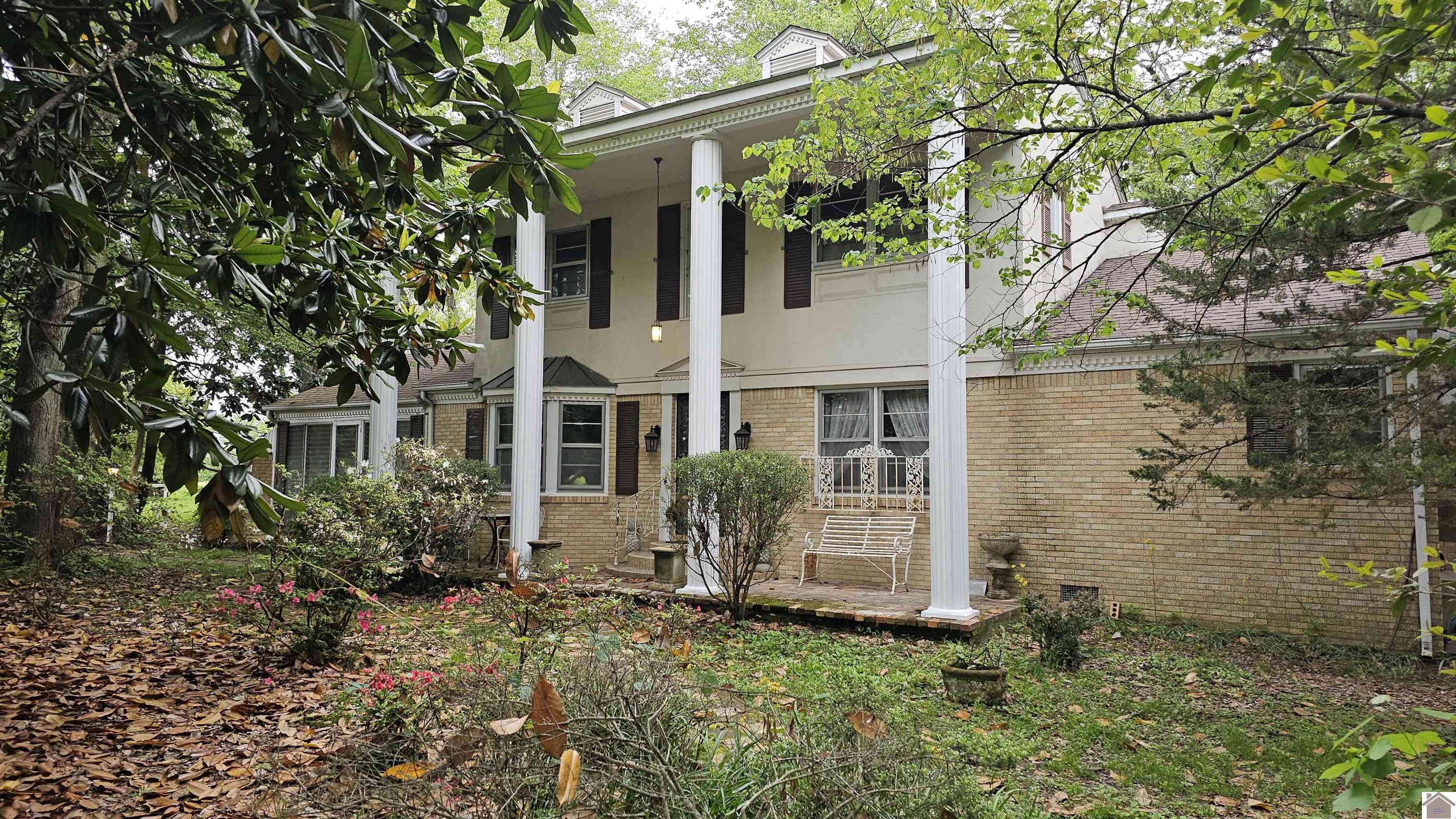 2448 State Route 94 W, Murray, KY 42071
