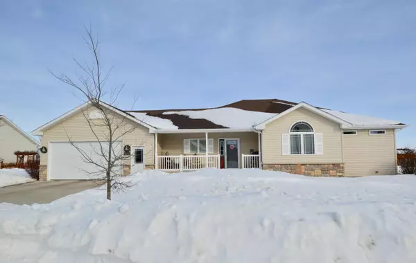 704 Stewart Drive, Aberdeen, SD 57401