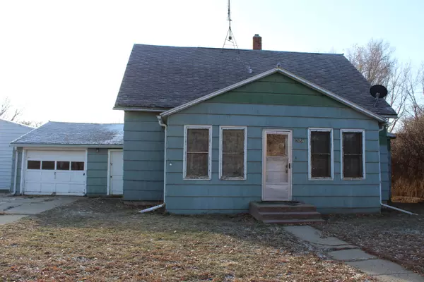 205 Theodore Street, Selby, SD 57472