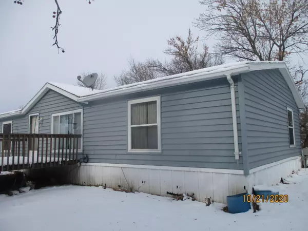 120 6th Avenue, Leola, SD 57456