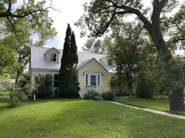 407 Moulton Street, Leola, SD 57456