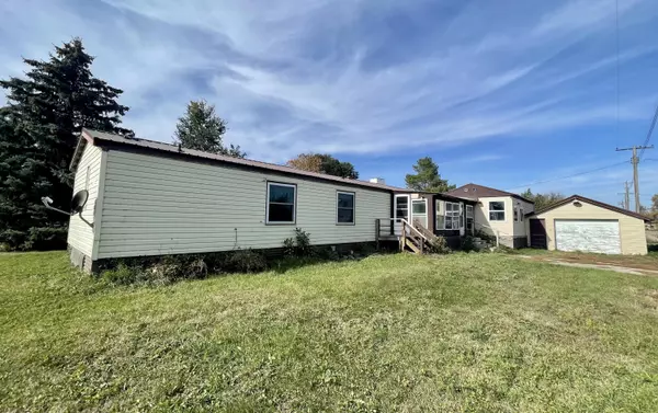 604 Moulton Street, Leola, SD 57456