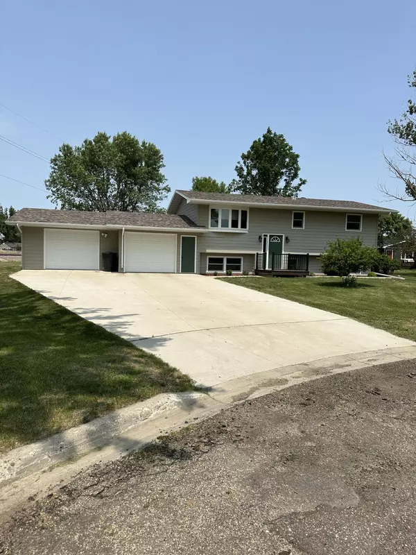 9 3rd Street SE, Warner, SD 57479