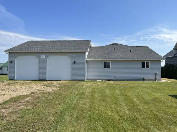 Frederick, SD 57441,10246 Elm Lake Drive W