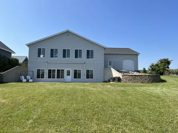 Frederick, SD 57441,10246 Elm Lake Drive W