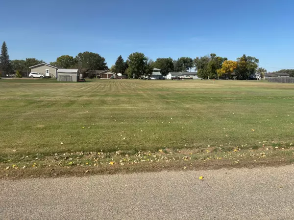 321 9th St., Ipswich, SD 57451