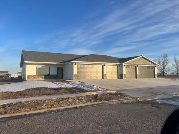 Aberdeen, SD 57401,907 Ibis Street S