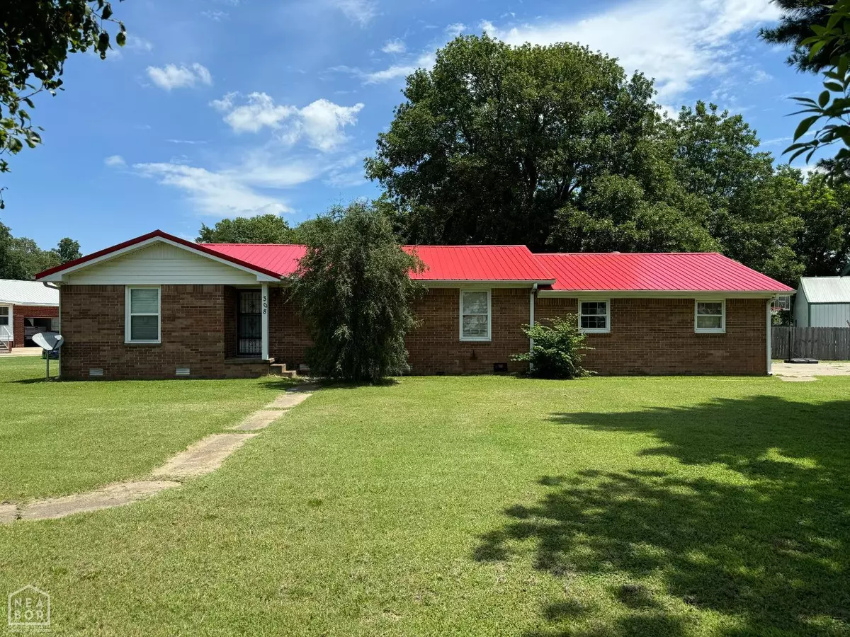 Arbyrd, MO 63821,308 E Frisco