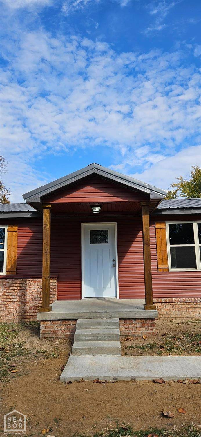 Corning, AR 72422,1004 Maddox Street
