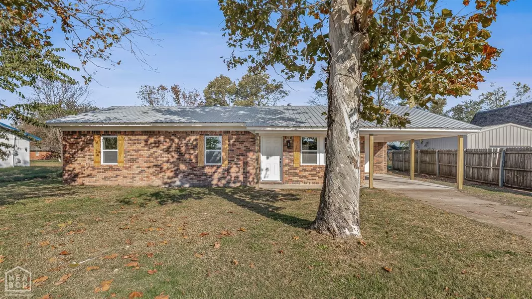 3201 Air Base Road, Newport, AR 72112