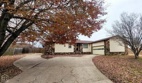 207 Keasler Drive, Paragould, AR 72450