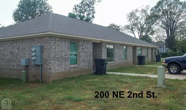 NE 2nd Street, Walnut Ridge, AR 72476