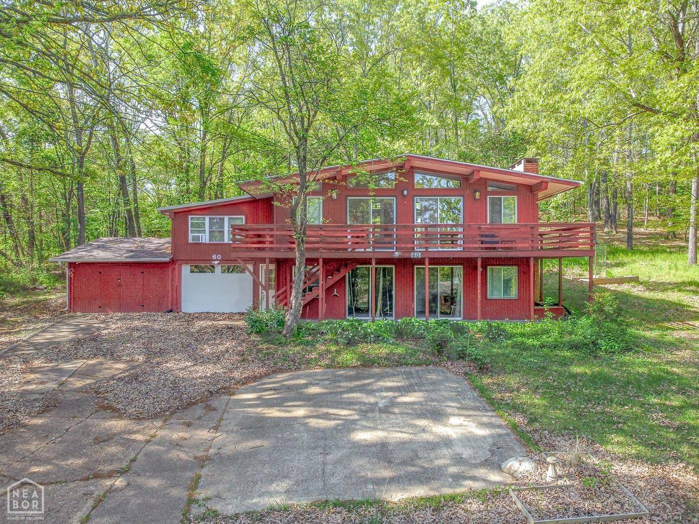 60 Cherokee Road, Cherokee Village, AR 72529
