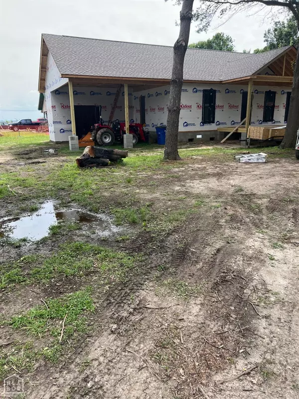 Caraway, AR 72419,301 Dogwood Circle