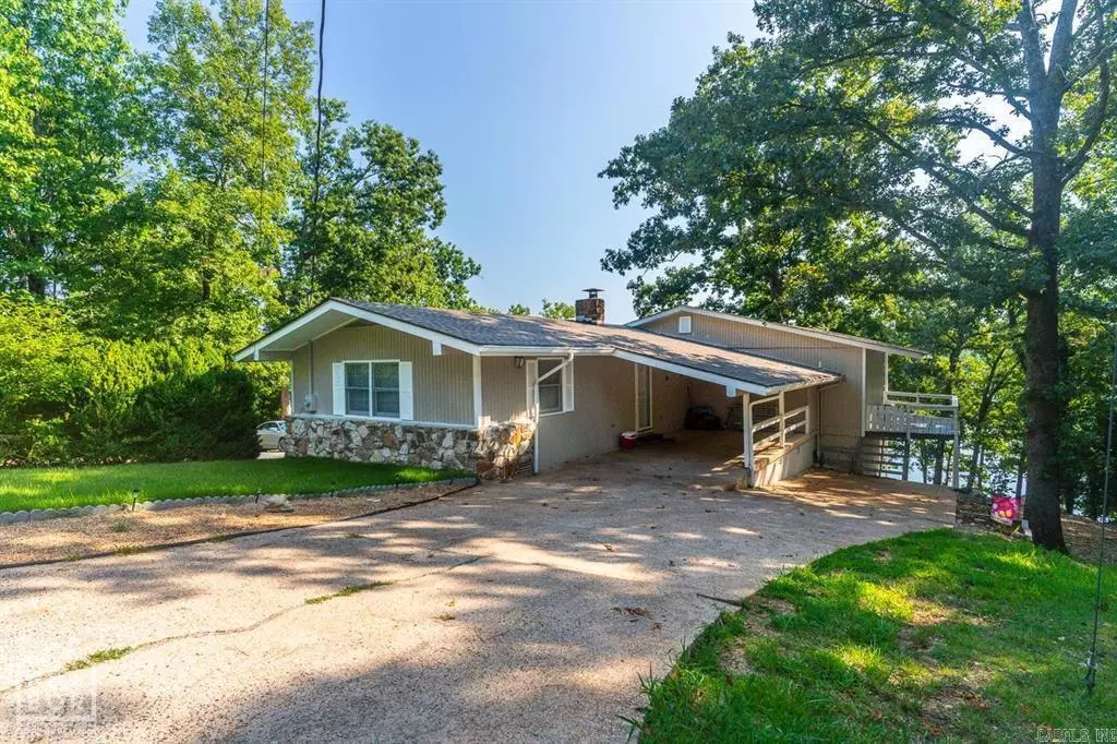 Cherokee Village, AR 72529,111 W Lakeshore Drive W