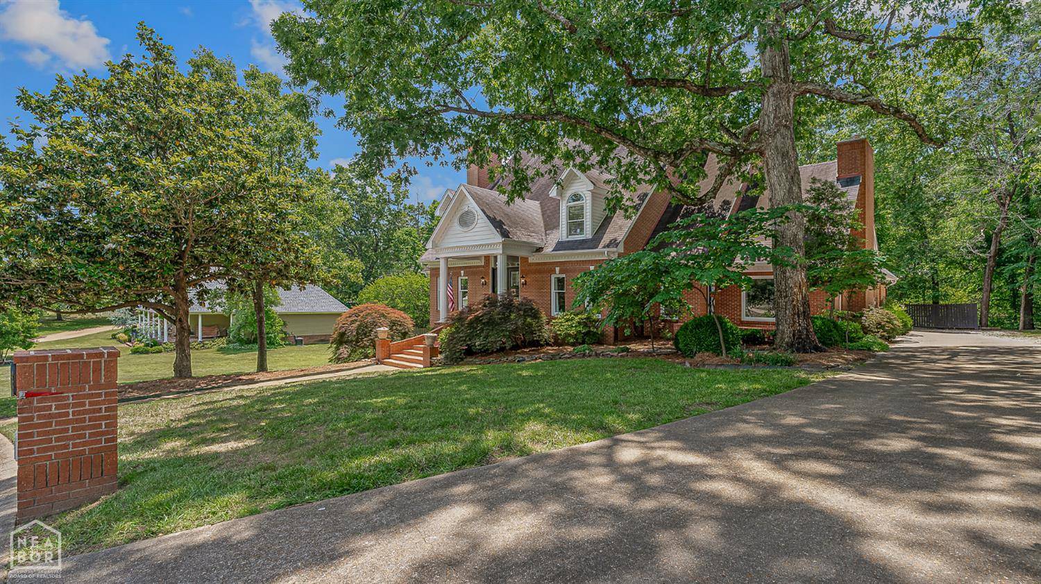 Jonesboro, AR 72401,15 Plantation Oaks Lane
