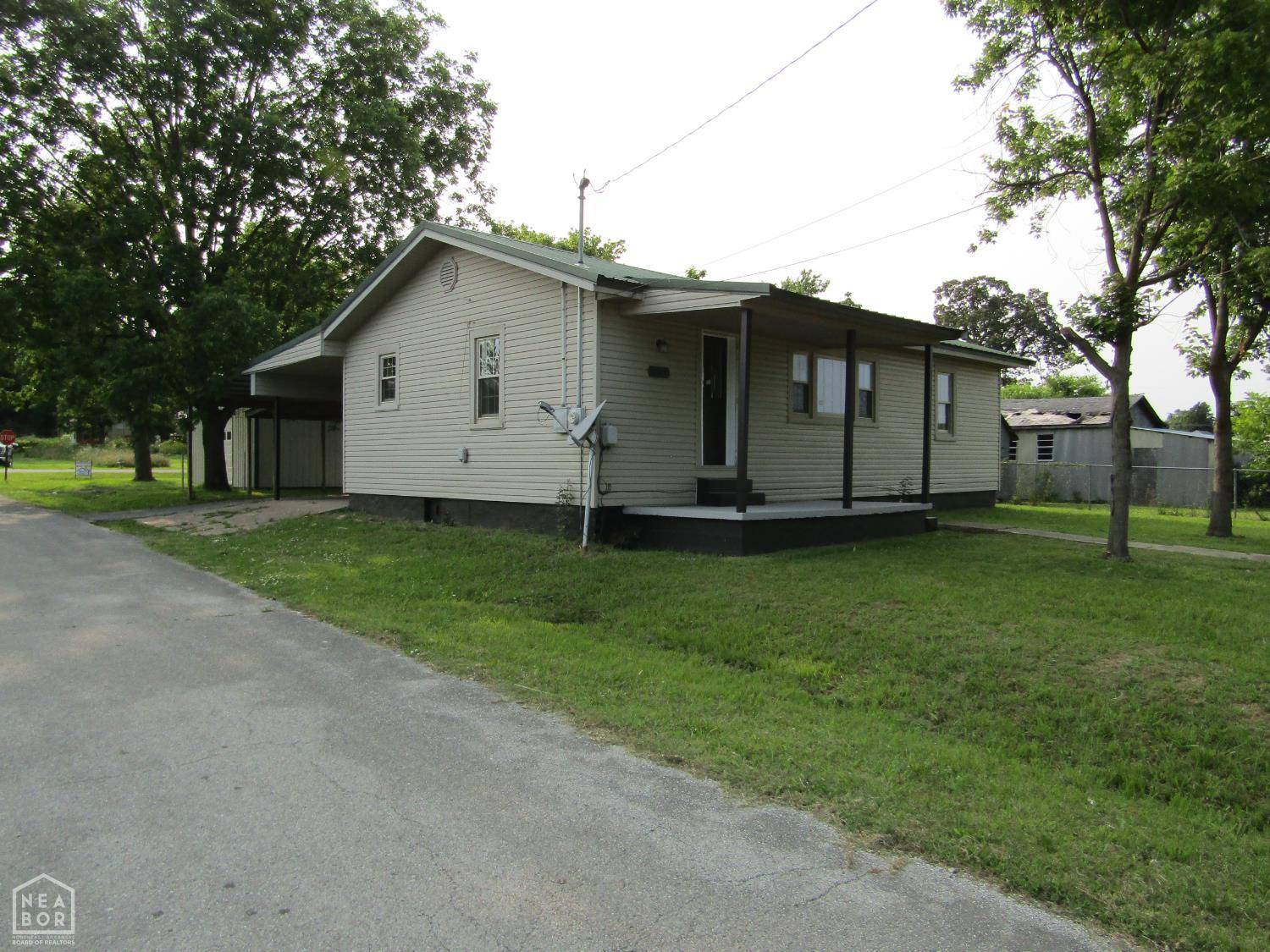 203 N 1st Street, Marmaduke, AR 72443