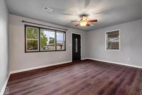 Hoxie, AR 72433,2504 SE 2nd Street SE