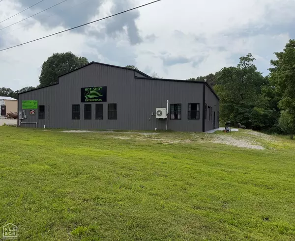 2052 Central Boulevard, Bull Shoals, AR 72619