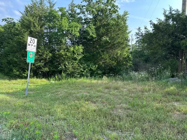 Flippin, AR 72634,1 HWY 62B