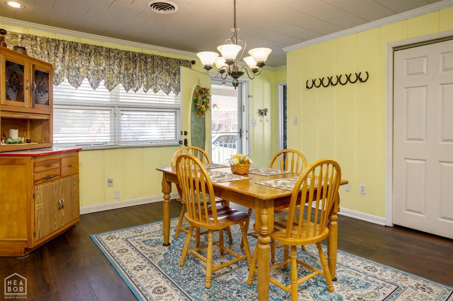 Jonesboro, AR 72401,1110 W Nettleton Avenue W