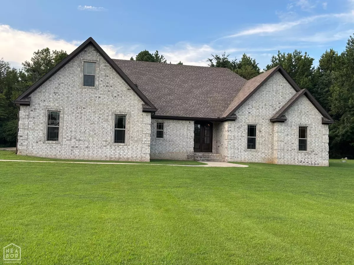 Jonesboro, AR 72405,5124 Peachtree Avenue